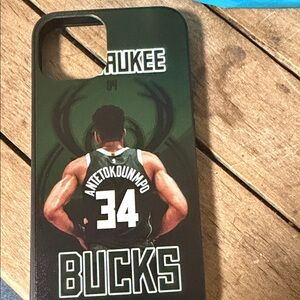 Milwaukee bucks iPhone 14 Case